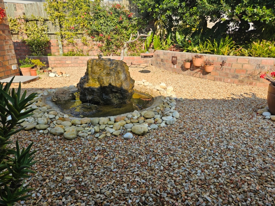 3 Bedroom Property for Sale in Stilbaai Wes Western Cape